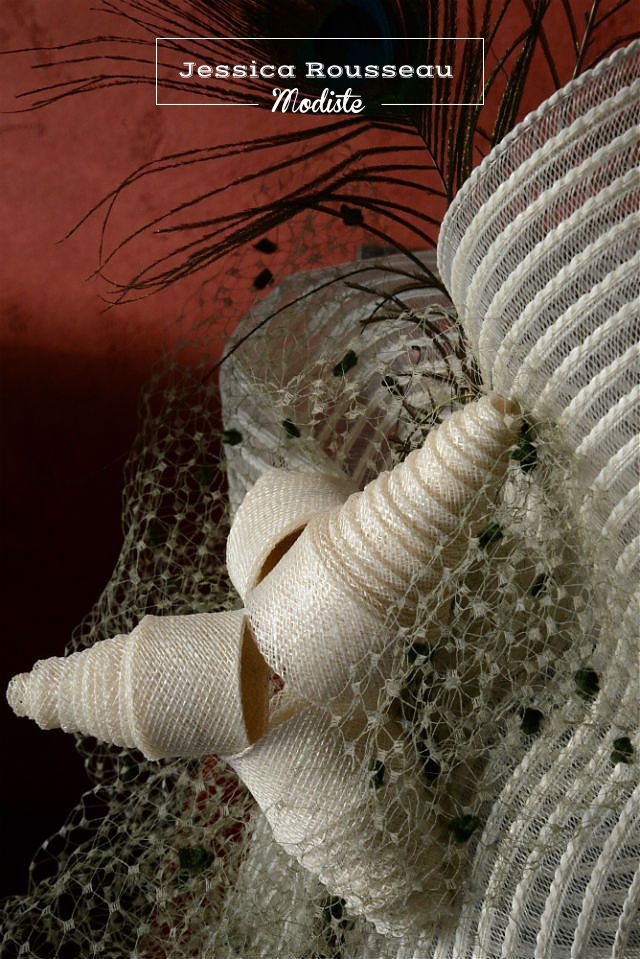 Autres temps par Jessica Rousseau Modiste.